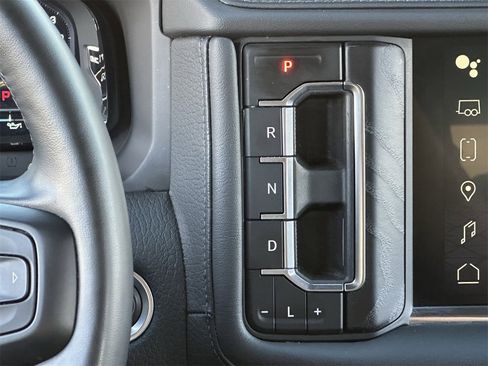 Used 2024 GMC Yukon Denali image 23