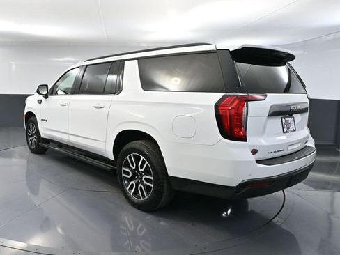 Used 2021 GMC Yukon XL AT4 AWD/4WD image 9