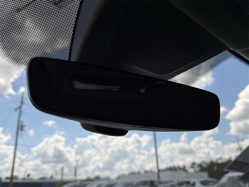 New 2026 Volkswagen Atlas SE image 22