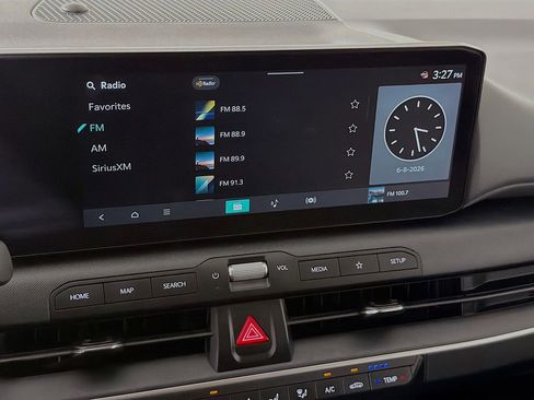 Used 2025 Kia K4 FWD image 16