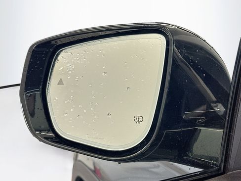 Used 2024 Jeep Grand Cherokee L Limited w/ Luxury Tech Group II image 16