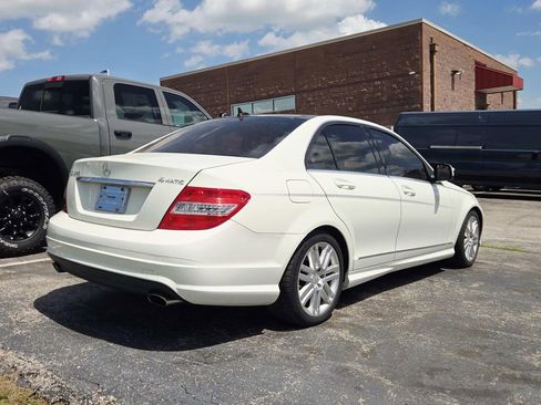 Used 2009 Mercedes-Benz C 300 4MATIC Sedan image 3