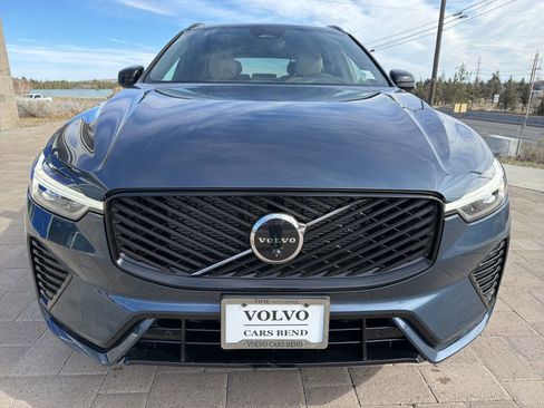 New 2026 Volvo XC60 B5 Plus w/ Protection Package Premier image 3