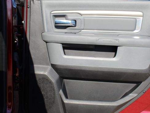 Used 2017 RAM 2500 Big Horn image 21