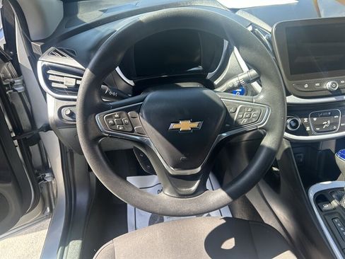 Used 2018 Chevrolet Volt LT image 20