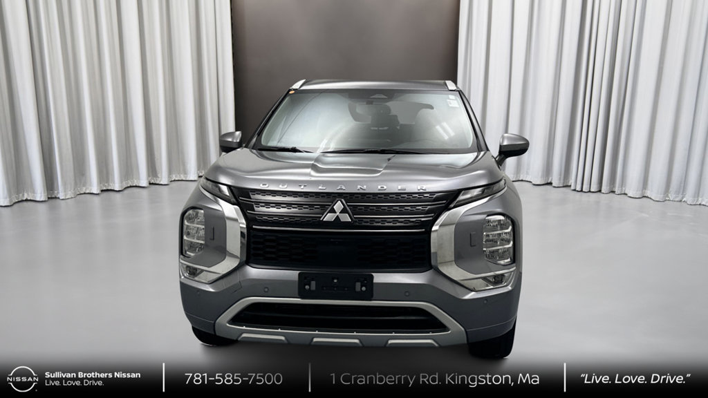 Used 2023 Mitsubishi Outlander SEL AWD/4WD image 2