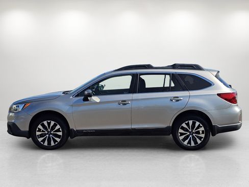 Used 2016 Subaru Outback 2.5i Limited AWD/4WD image 8