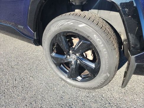 Used 2021 Toyota RAV4 XSE image 12