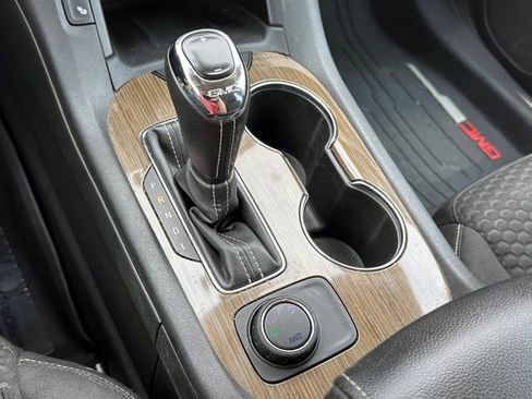 Used 2019 GMC Acadia SLE AWD/4WD image 28