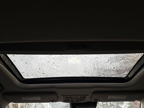 Used 2022 Honda Insight Touring image 21