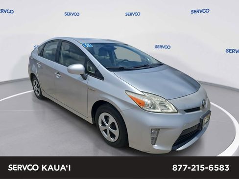 Used 2013 Toyota Prius Two FWD image 1