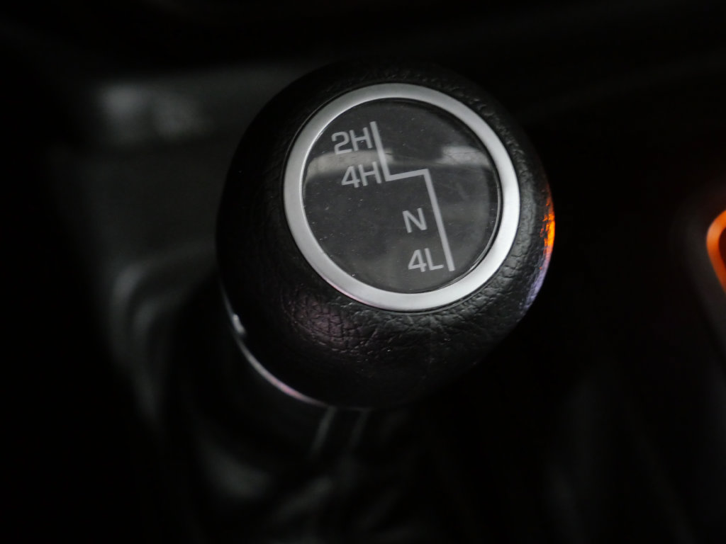 Used 2024 Jeep Wrangler Unlimited Sport AWD/4WD image 23