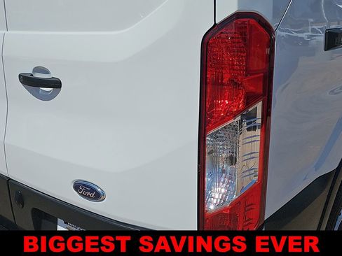 New 2025 Ford Transit 250 Low Roof RWD image 41