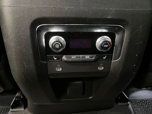 Used 2023 GMC Yukon Denali AWD/4WD image 46