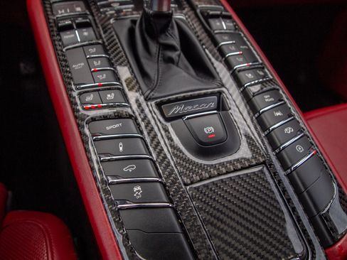 Used 2018 Porsche Macan GTS image 20