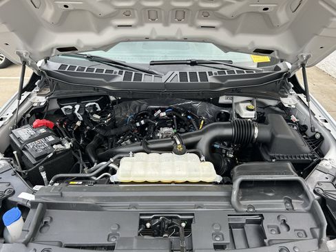Used 2025 Ford F150 XLT w/ Equipment Group 301A Standard AWD/4WD image 18