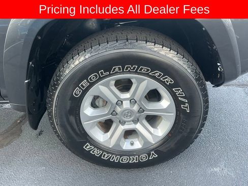Used 2019 Toyota 4Runner SR5 Premium AWD/4WD image 22