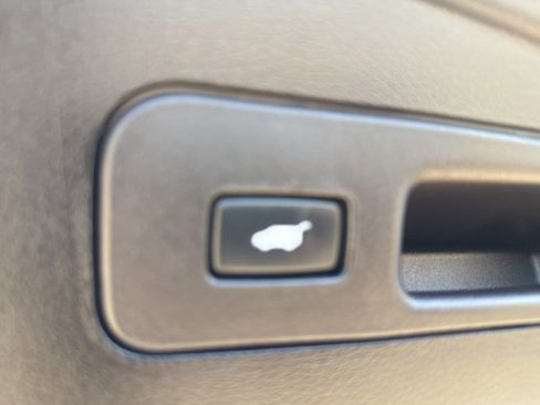 Used 2016 Acura MDX FWD w/ Advance & Entertainment image 32