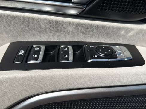 Used 2024 Kia Telluride EX w/ EX Captain's Chair Package AWD/4WD image 25