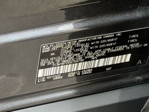 Certified 2025 Toyota RAV4 XLE FWD image 26