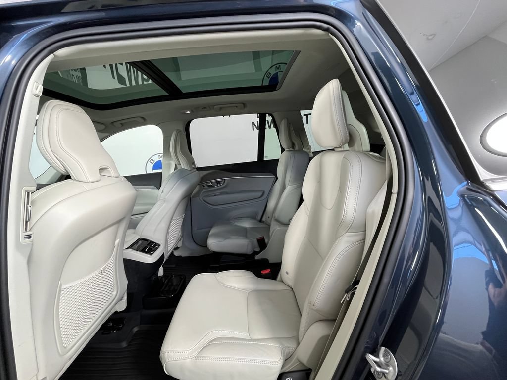 Used 2025 Volvo XC90 B6 Ultra w/ Protection Package Premier AWD/4WD image 21