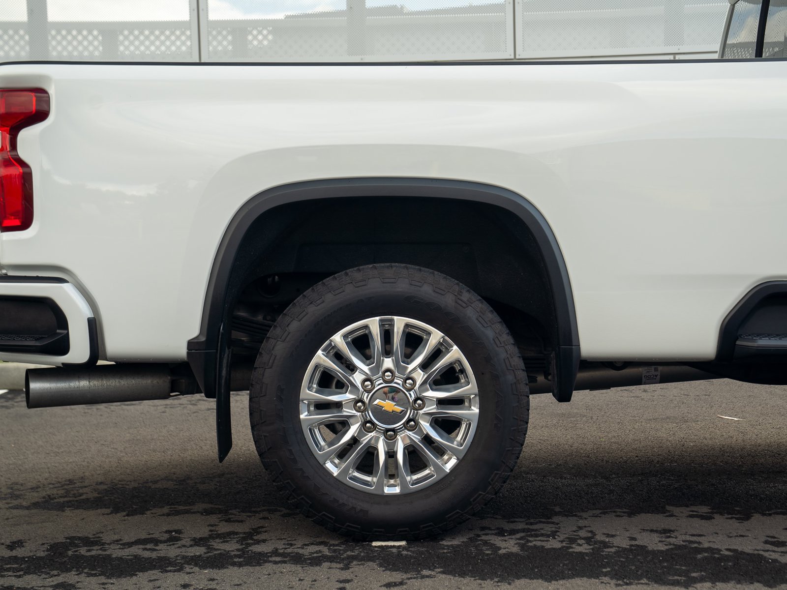 Used 2023 Chevrolet Silverado 2500 High Country AWD/4WD image 13