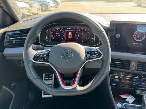 Used 2025 Volkswagen Jetta GLI Autobahn w/ GLI Black Package FWD image 17