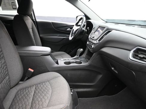 Used 2021 Chevrolet Equinox LT FWD image 9