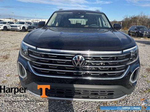 Used 2025 Volkswagen Atlas SEL image 8