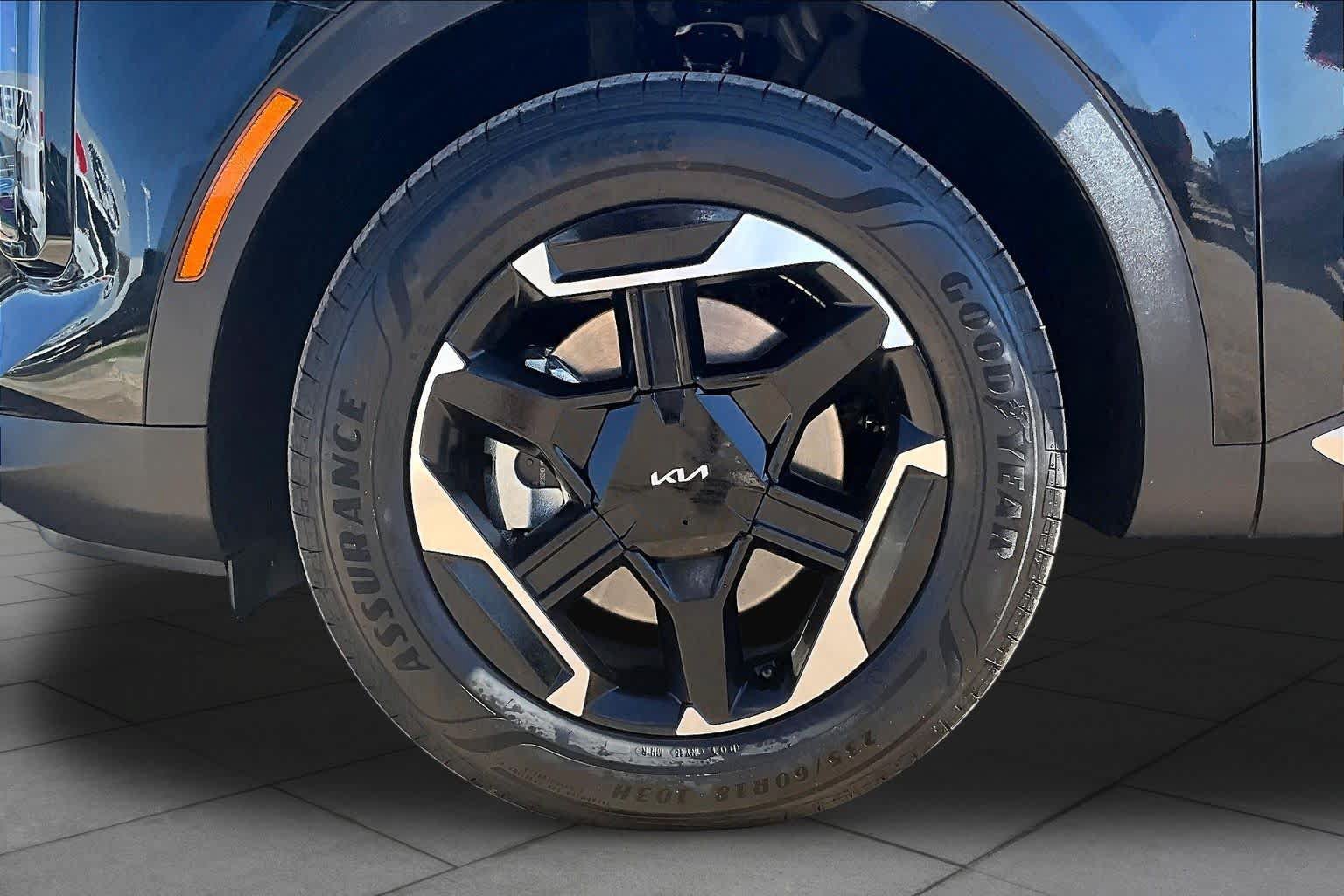 Certified 2026 Kia Sportage S AWD/4WD image 11