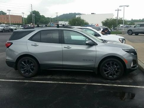 Used 2024 Chevrolet Equinox RS AWD/4WD image 7