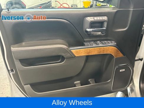 Used 2017 Chevrolet Silverado 1500 LTZ w/ Sport Package AWD/4WD image 15