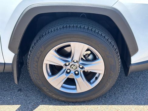 Used 2024 Toyota RAV4 XLE w/ Convenience Package AWD/4WD image 8