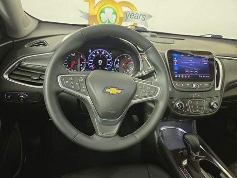 Used 2023 Chevrolet Malibu LT FWD image 15