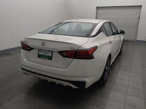 Used 2020 Nissan Altima 2.5 SV FWD image 7