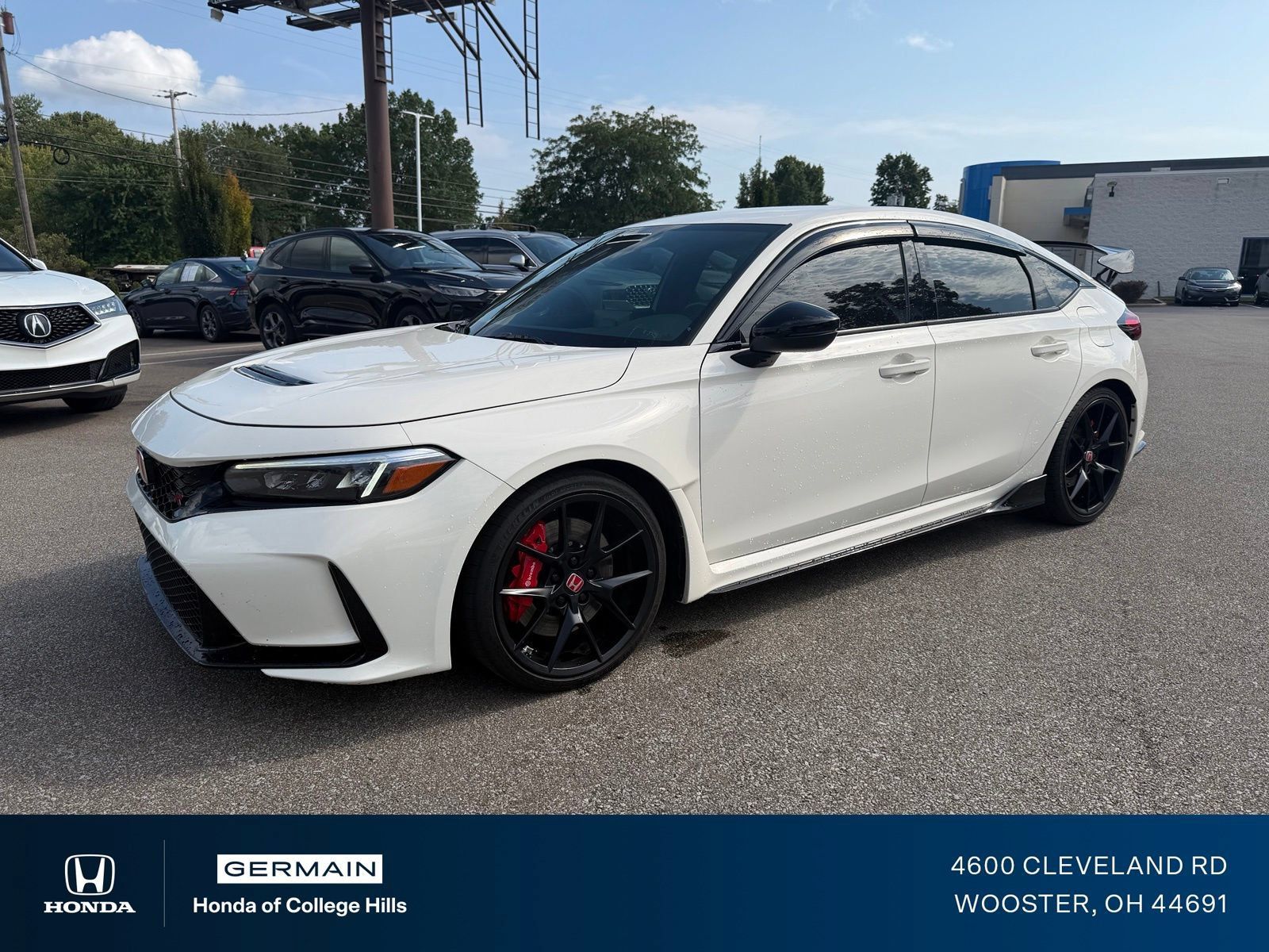 Used 2024 Honda Civic Type R image 1