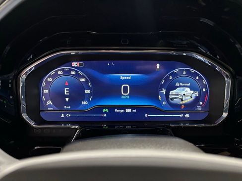 New 2025 Chevrolet Silverado 1500 LTZ w/ Technology Package AWD/4WD image 17