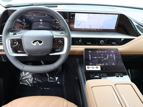 Used 2026 INFINITI QX80 Luxe w/ Cargo Package AWD/4WD image 17