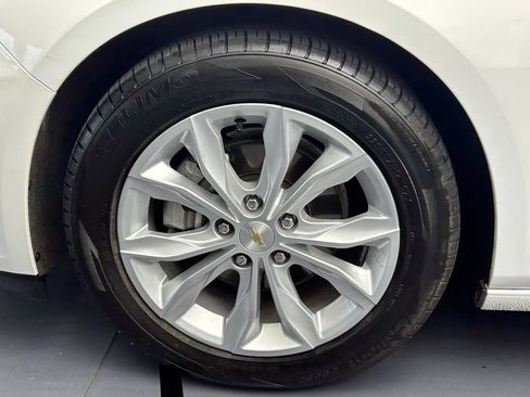 Used 2025 Chevrolet Malibu LT FWD image 27