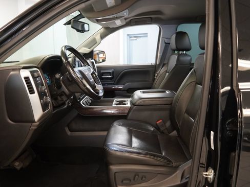 Used 2018 GMC Sierra 1500 SLT w/ SLT Premium Package AWD/4WD image 5