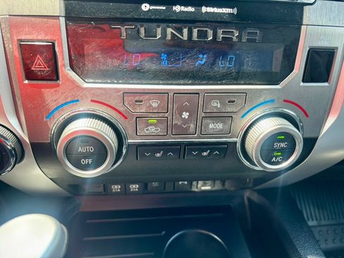 Used 2020 Toyota Tundra Limited w/ Limited Premium Package AWD/4WD image 23
