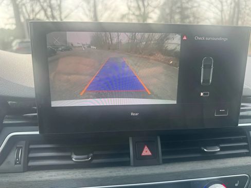 Used 2020 Audi A4 2.0T Premium w/ Convenience Package image 28