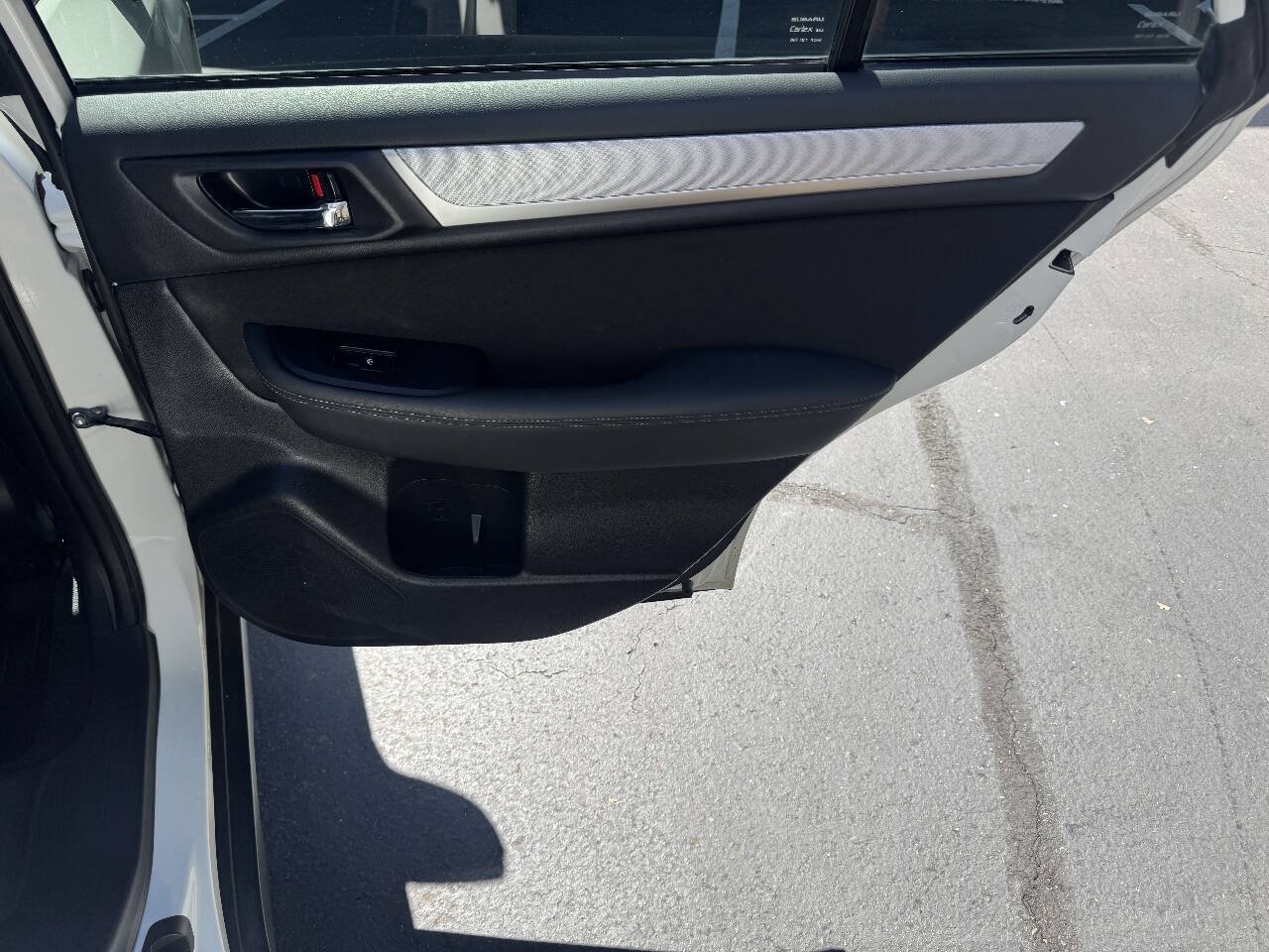 Used 2018 Subaru Outback 2.5i Premium AWD/4WD image 16