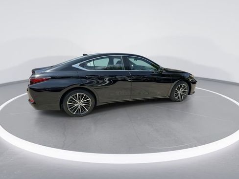 Used 2025 Lexus ES 350 w/ Premium Package FWD image 8