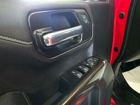 Used 2021 Chevrolet Silverado 1500 LT AWD/4WD image 11