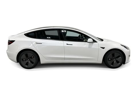 Certified 2023 Tesla Model 3 Standard Range RWD image 7