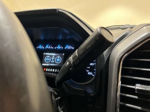 Used 2018 Ford F350 XLT AWD/4WD image 13