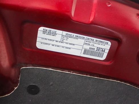 Used 2021 Chrysler Voyager Lxi image 38