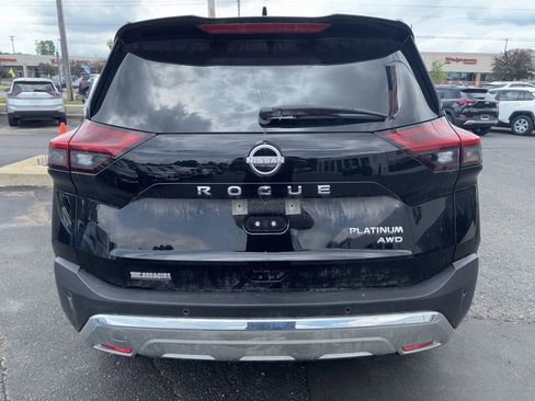 Used 2023 Nissan Rogue Platinum AWD/4WD image 7