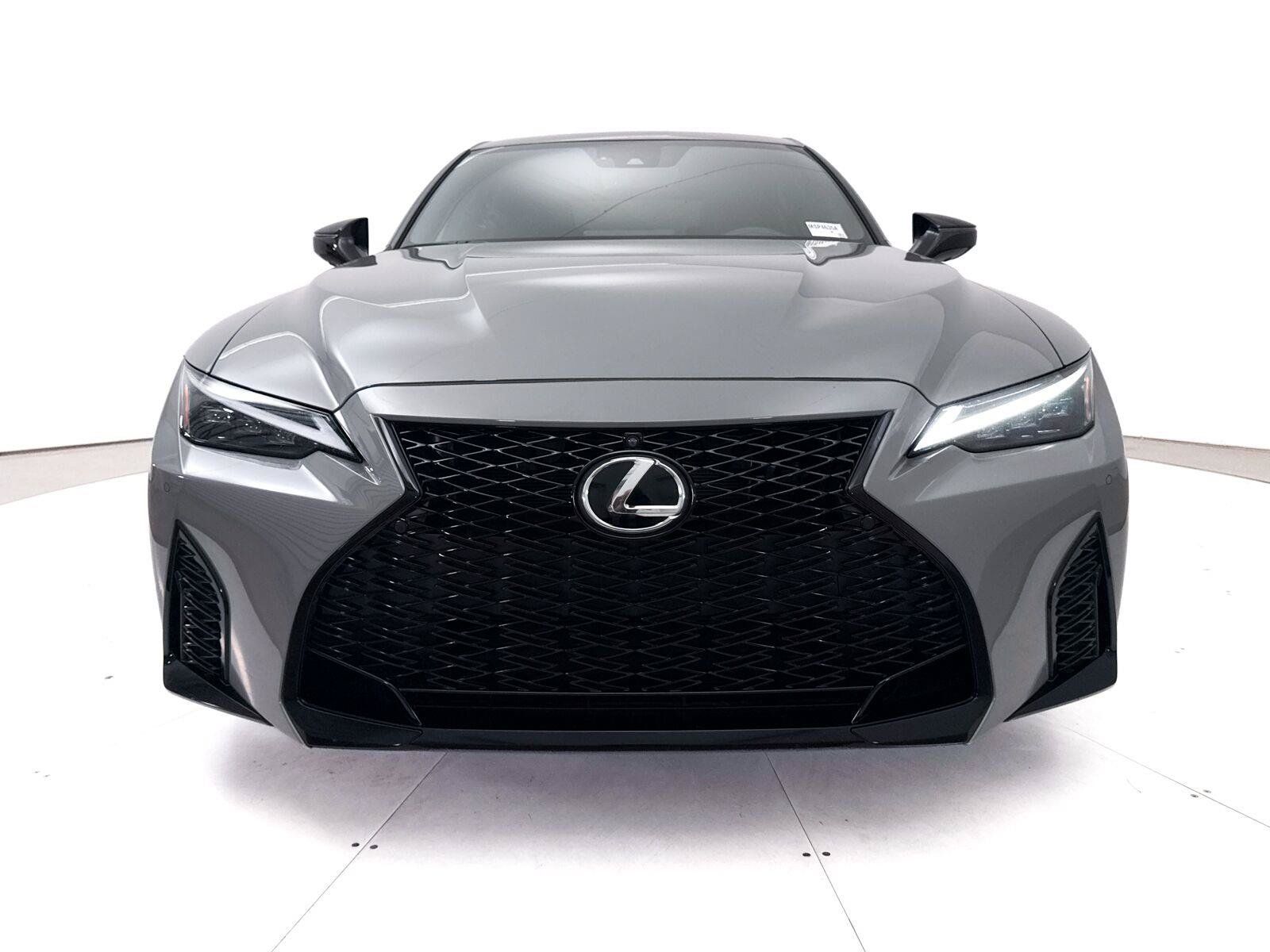 Used 2025 Lexus IS 500 RWD image 13